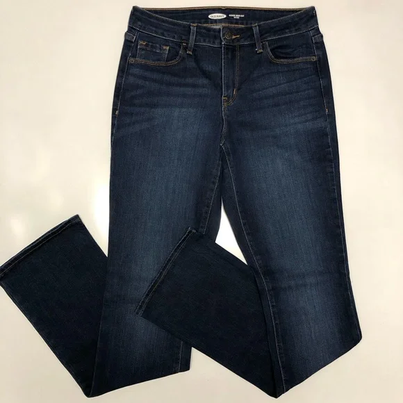 Old navy kicker boot cut mid rise jeans size 4 Long - Picture 2 of 14